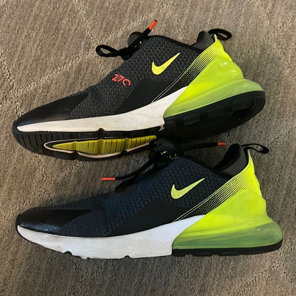 Men’s Nike 270